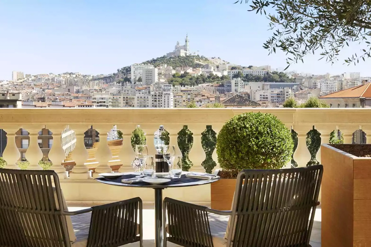 L'hôtel célèbre ses 10 ans ! - InterContinental Marseille - Hotel Dieu -  Live the InterContinental Life