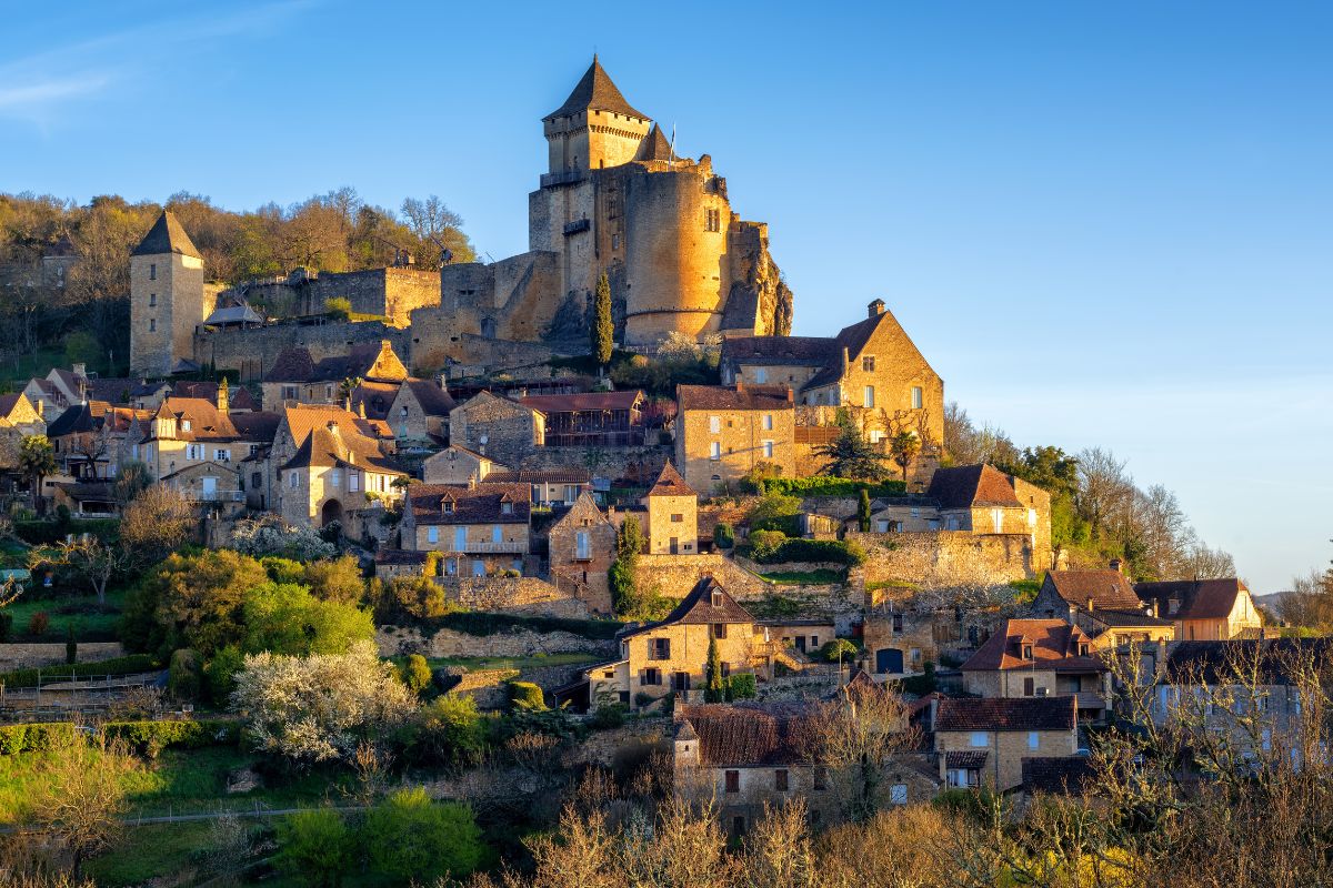 Visiter la Dordogne en 7 jours : Que voir et Ou dormir ?