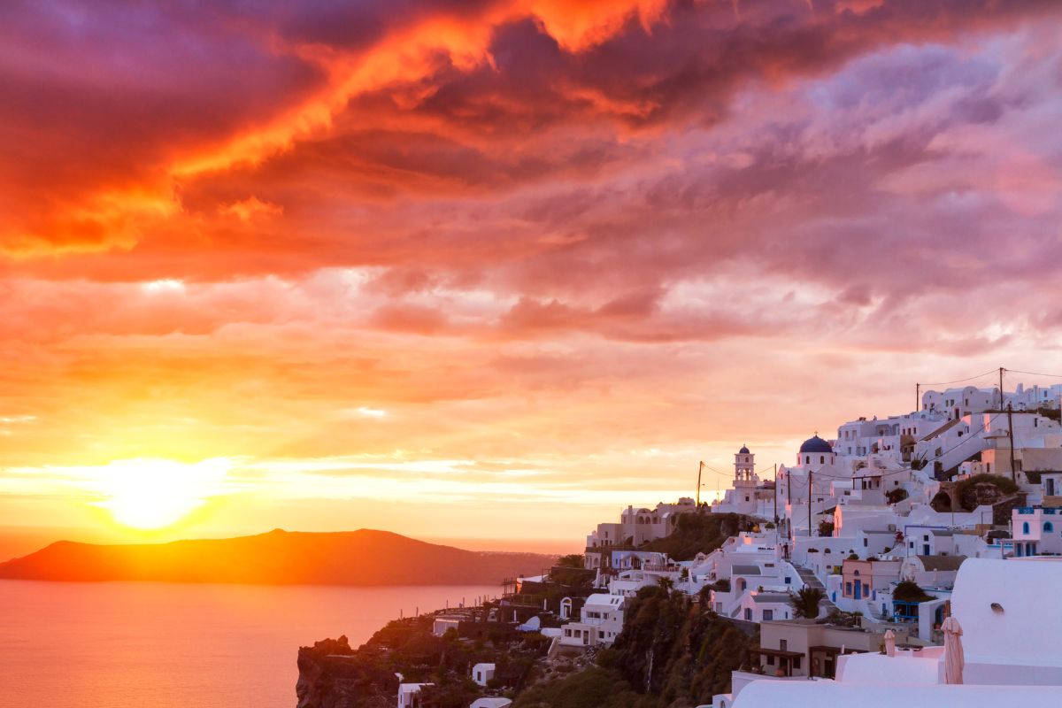 Santorin en 4 jours : Le meilleur itinéraire pour visiter cette île en 2024