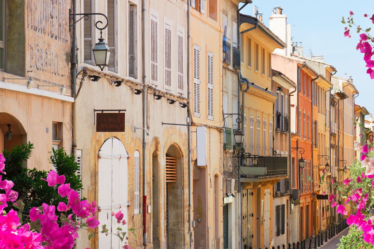 Les 10 plus beaux villages autour de Bandol à découvrir en 2024