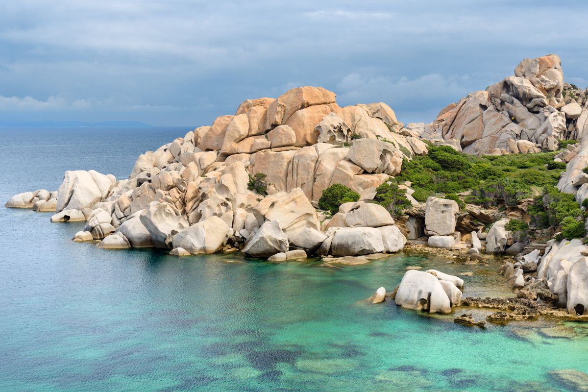 Les 10 plus belles plages paradisiaques de Sardaigne en 2024