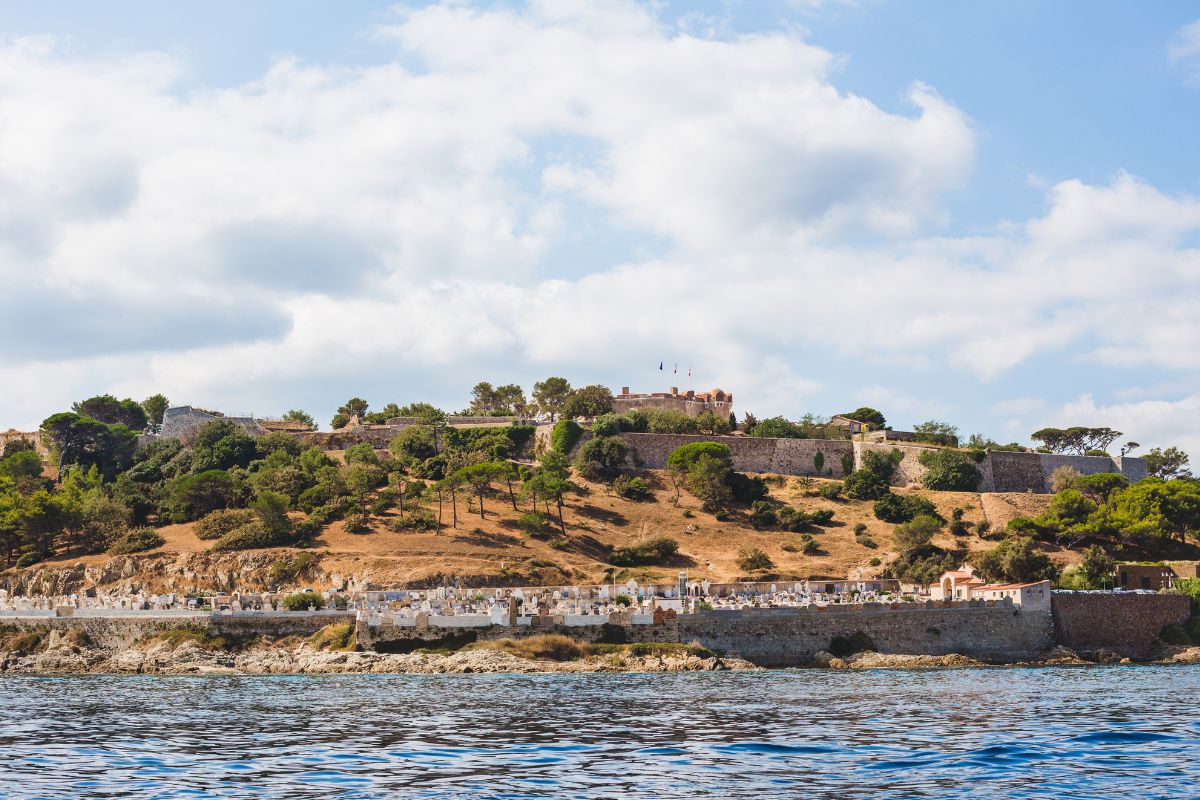 Les 10 plus beaux villages autour de Bandol à découvrir en 2024