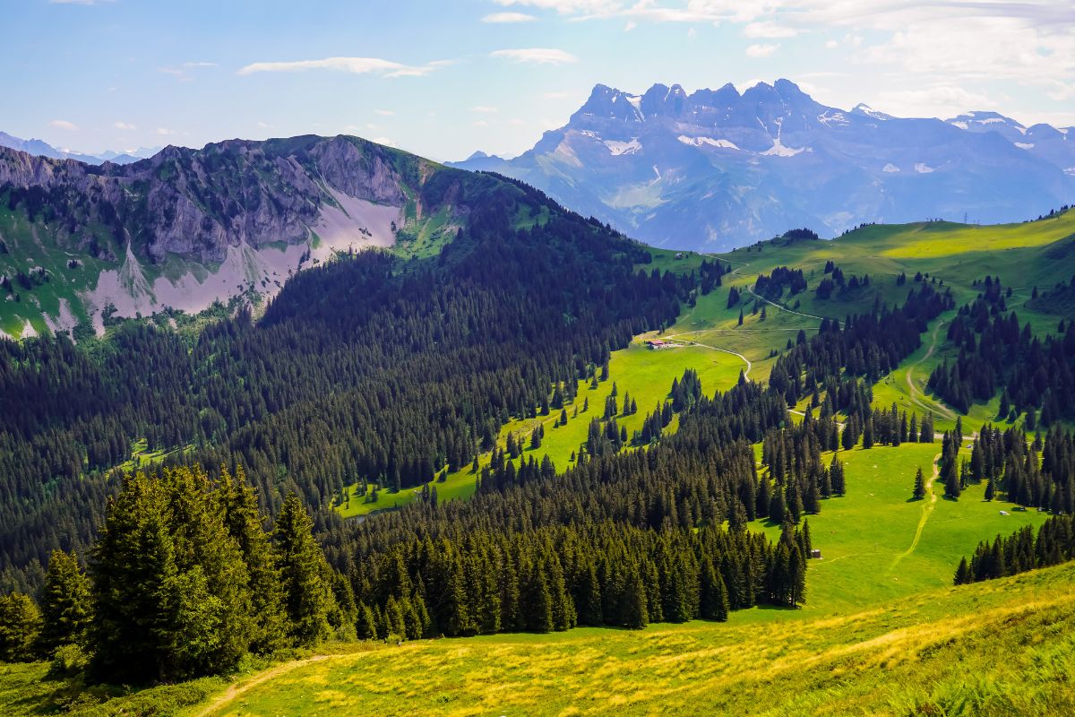 Les 9 meilleures stations à la montagne pour cet été en famille !