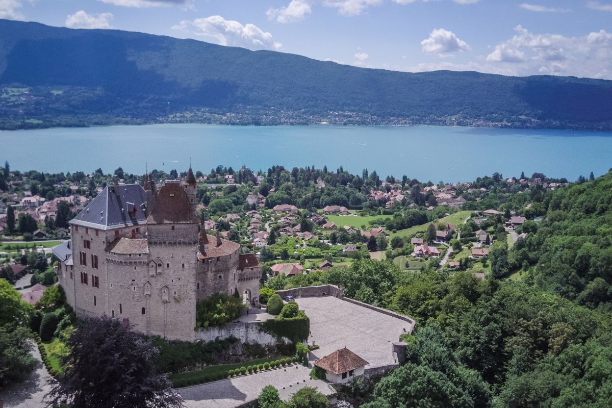 Les 8 plus beaux villages autour d’Annecy en 2024