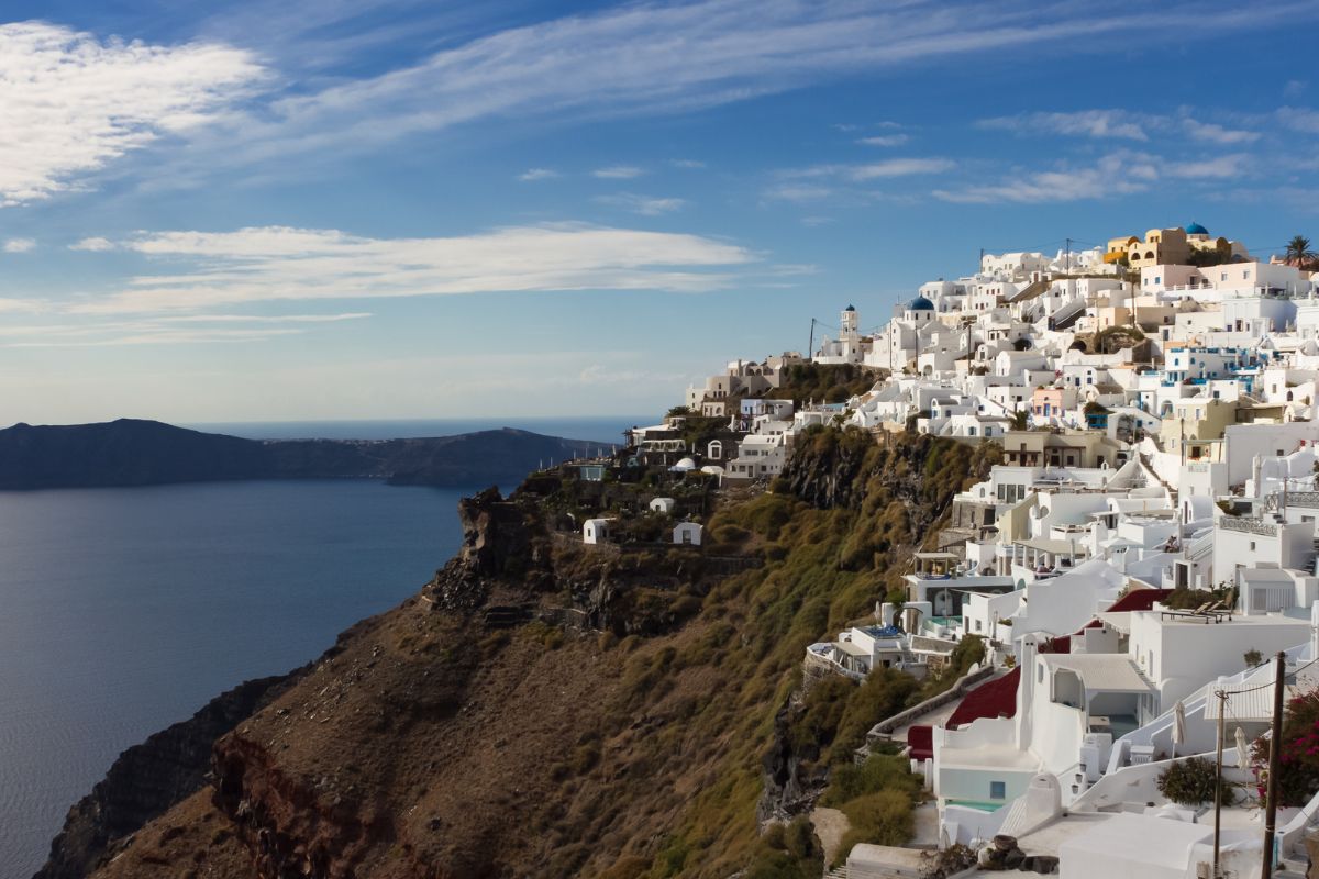 Dormir à Santorin : Ou faut-il vraiment aller en 2025 ?