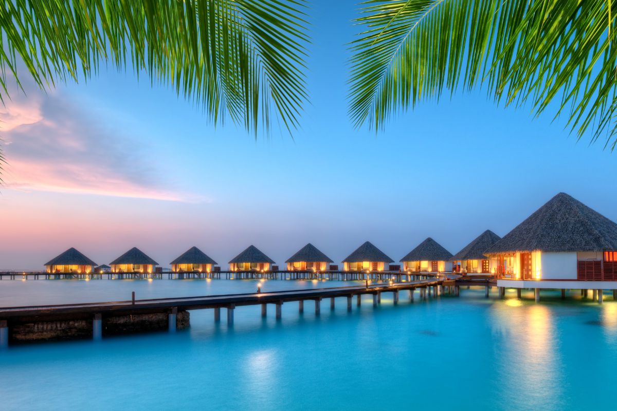 Quel prix pour un voyage de 2 personnes aux Maldives ?