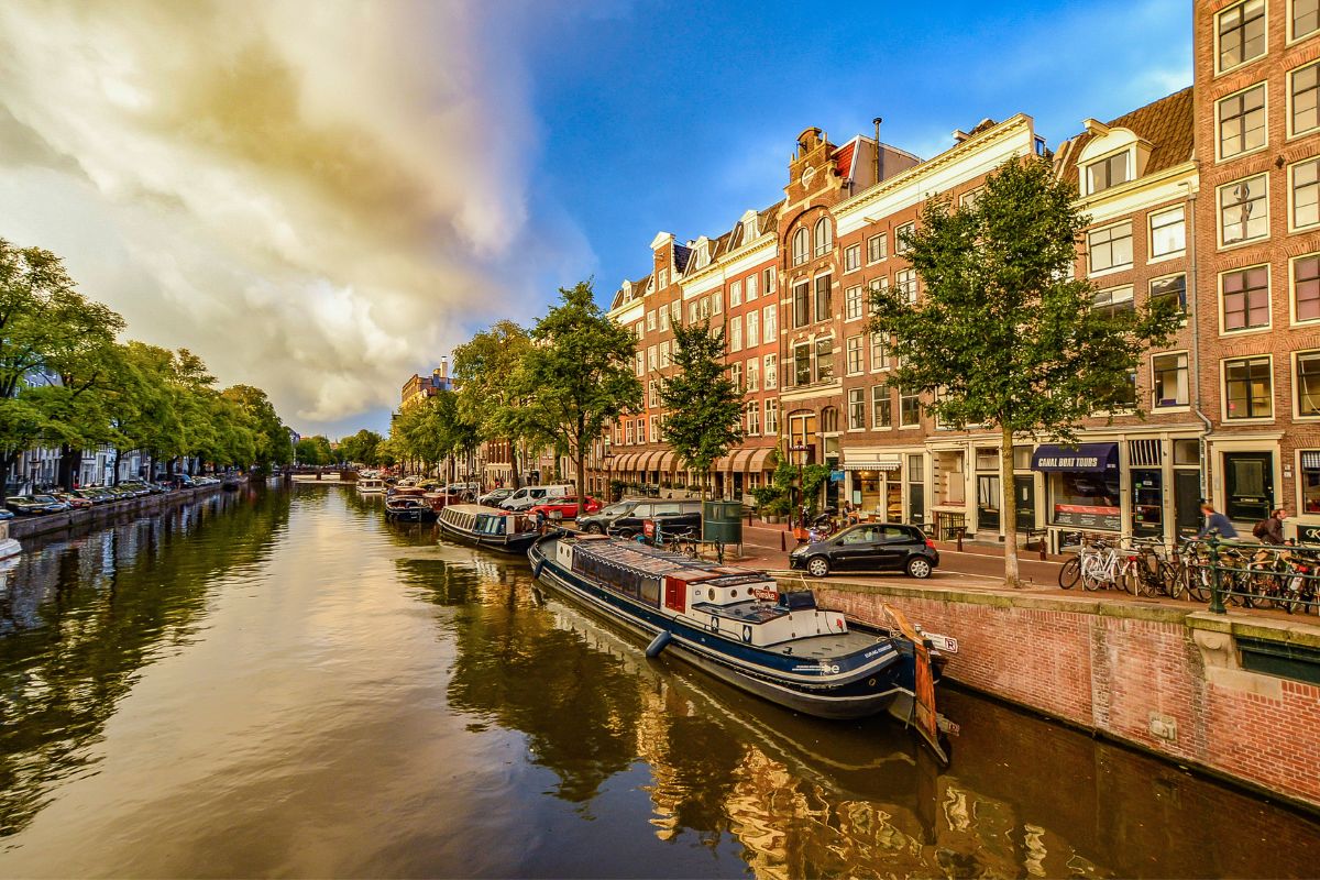 Top 10 des meilleurs hôtels insolites à Amsterdam en 2025