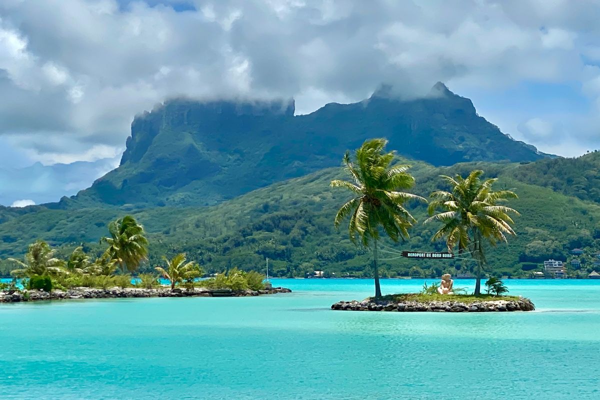 Les 9 meilleurs hôtels sur pilotis à Bora Bora : un séjour de rêve